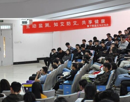 AFEC07523E83AAD118555889D59E9EBA